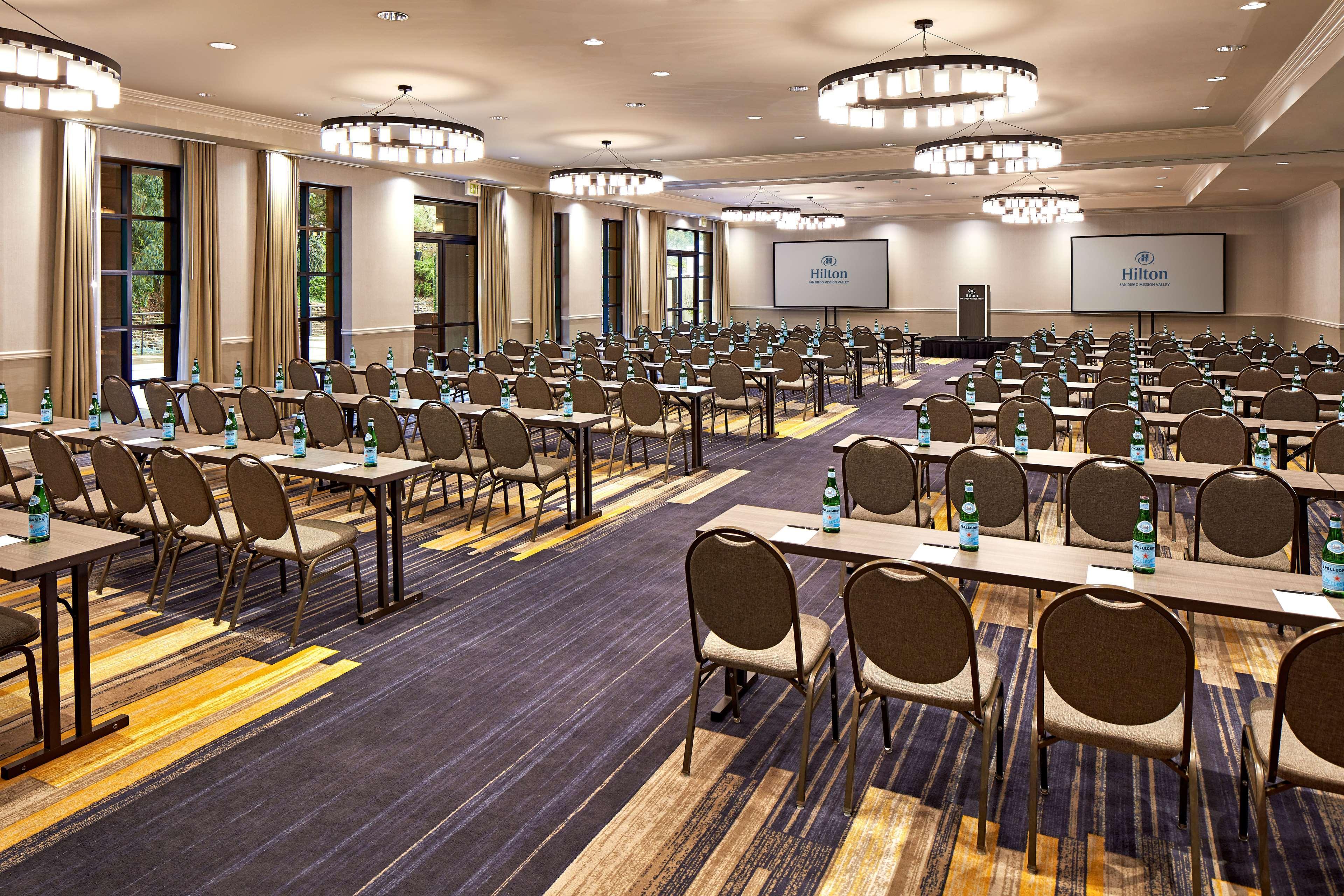 Hilton San Diego Mission Valley Εξωτερικό φωτογραφία
